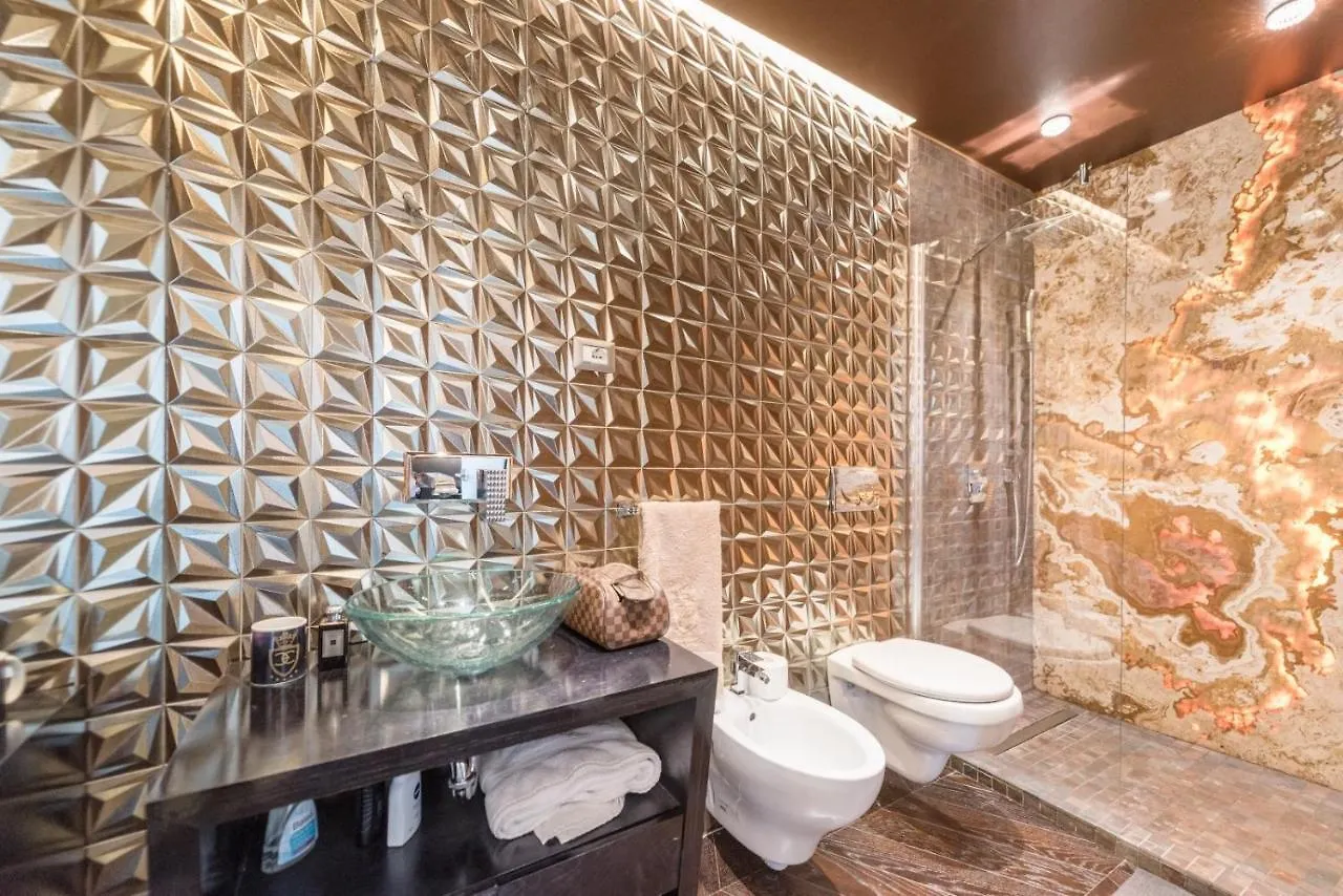 Jacuzzi Royal Suite Budapest 0*,  Hungary