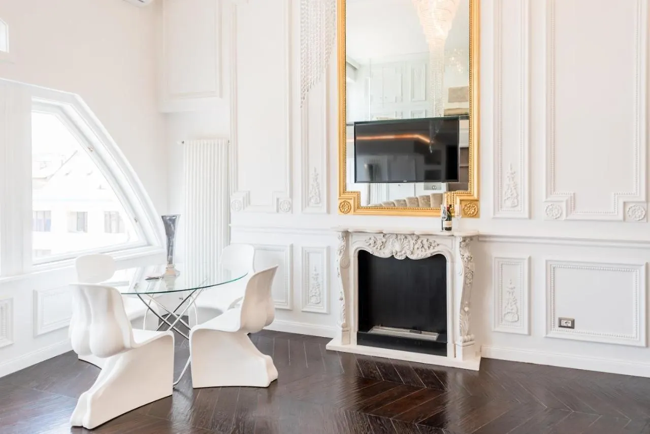 Apartment Jacuzzi Royal Suite Budapest